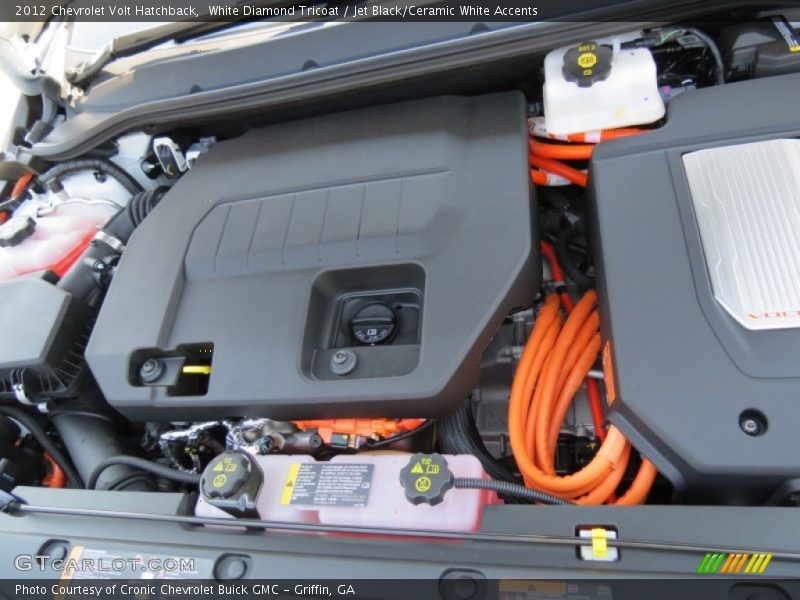 White Diamond Tricoat / Jet Black/Ceramic White Accents 2012 Chevrolet Volt Hatchback
