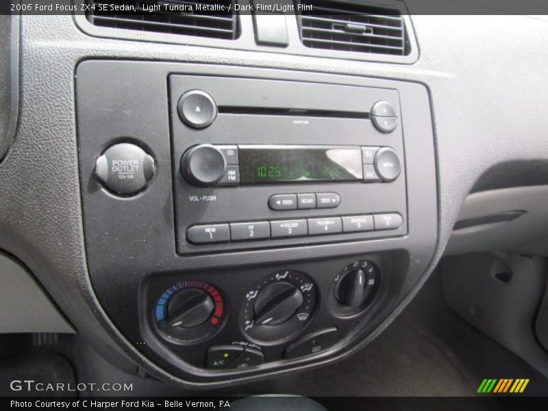 Audio System of 2006 Focus ZX4 SE Sedan