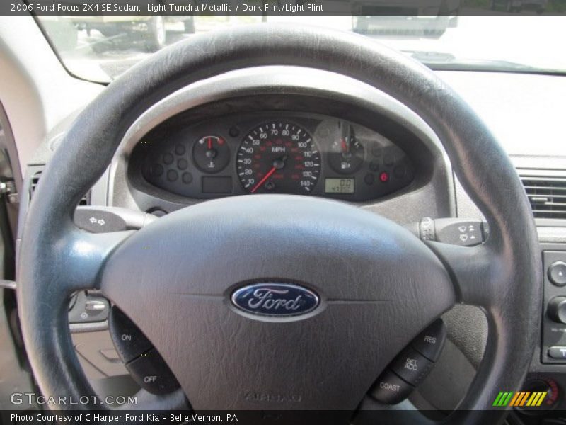 Light Tundra Metallic / Dark Flint/Light Flint 2006 Ford Focus ZX4 SE Sedan