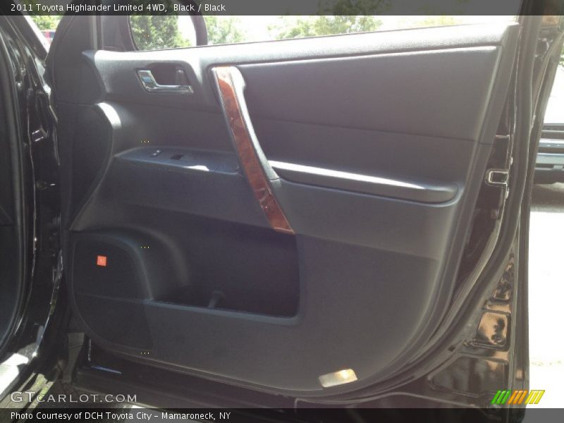 Black / Black 2011 Toyota Highlander Limited 4WD