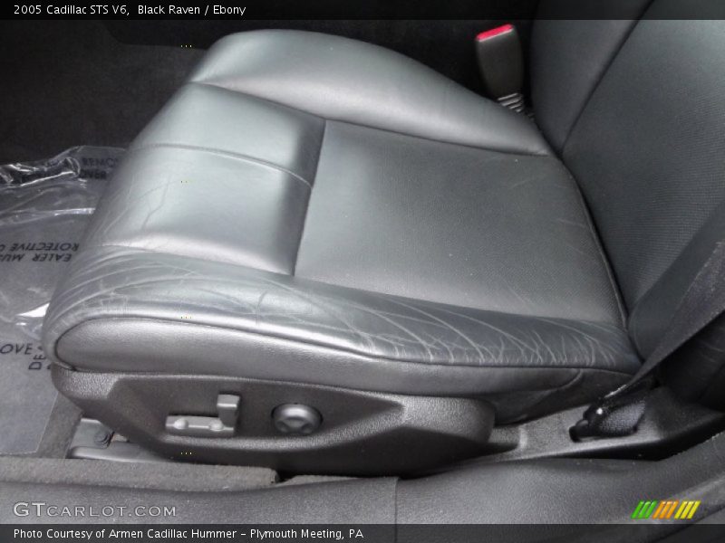 Black Raven / Ebony 2005 Cadillac STS V6