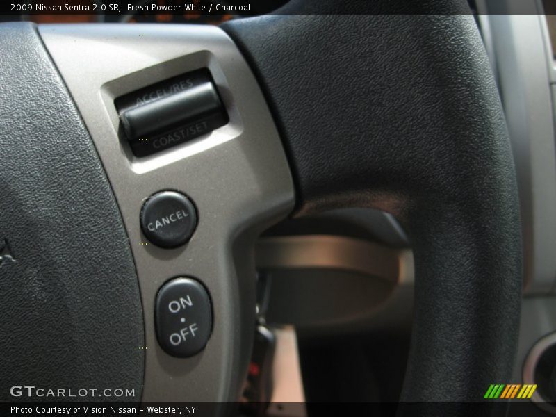 Fresh Powder White / Charcoal 2009 Nissan Sentra 2.0 SR