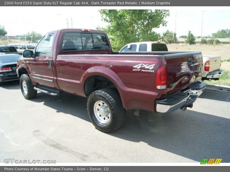 Dark Toreador Red Metallic / Medium Graphite 2000 Ford F250 Super Duty XLT Regular Cab 4x4