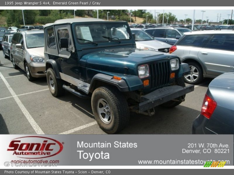 Emerald Green Pearl / Gray 1995 Jeep Wrangler S 4x4