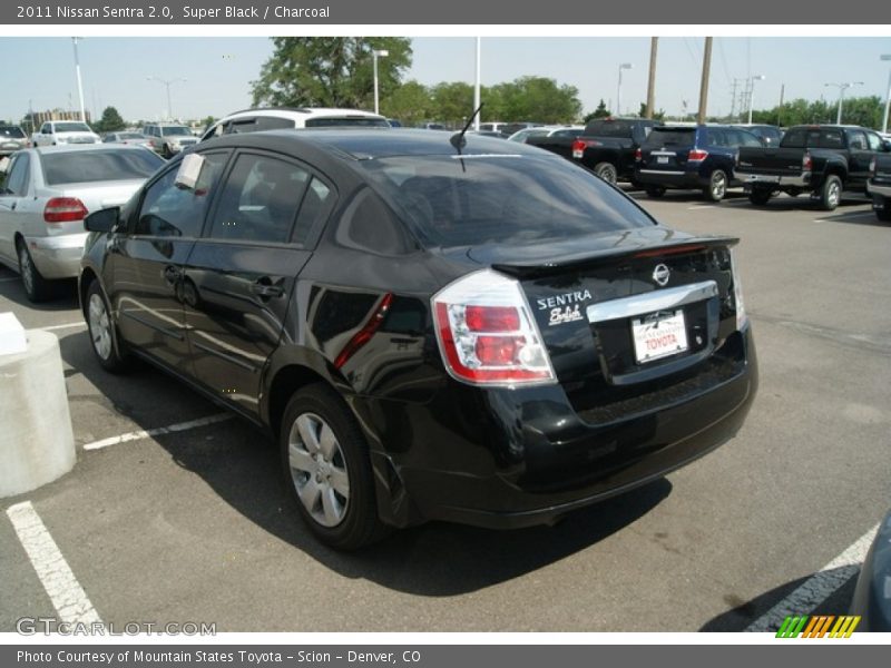 Super Black / Charcoal 2011 Nissan Sentra 2.0