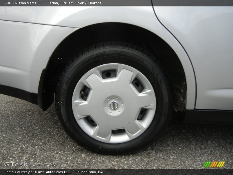 Brilliant Silver / Charcoal 2008 Nissan Versa 1.8 S Sedan