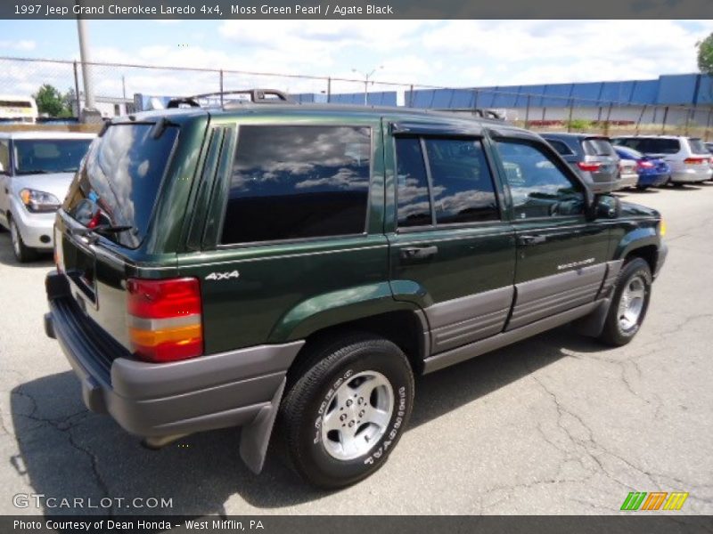 Moss Green Pearl / Agate Black 1997 Jeep Grand Cherokee Laredo 4x4