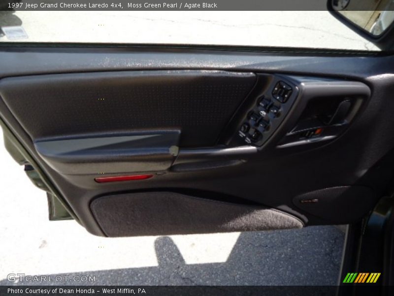 Moss Green Pearl / Agate Black 1997 Jeep Grand Cherokee Laredo 4x4