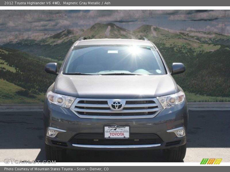 Magnetic Gray Metallic / Ash 2012 Toyota Highlander V6 4WD