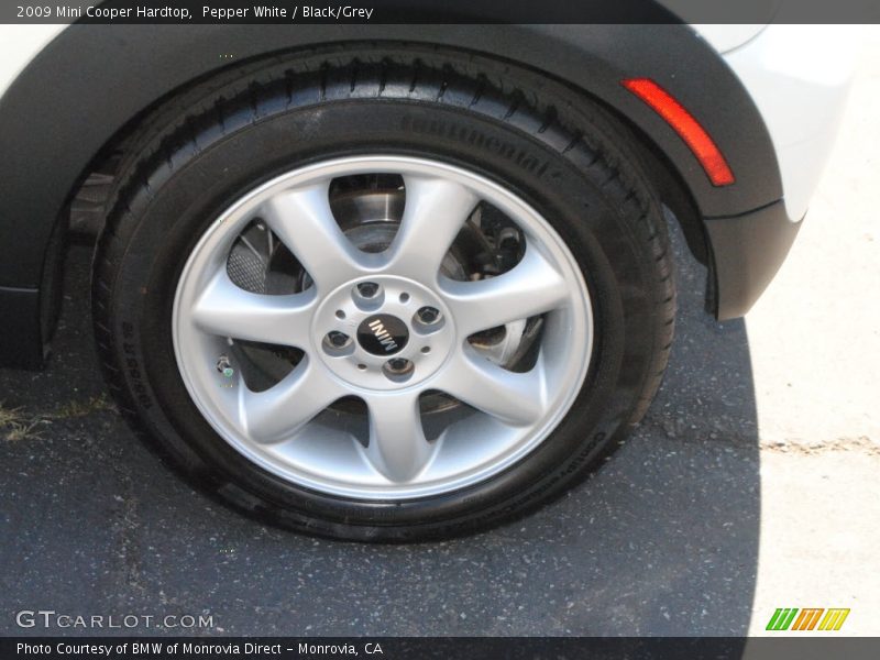 Pepper White / Black/Grey 2009 Mini Cooper Hardtop