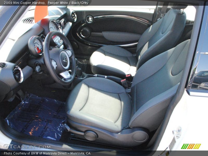 Pepper White / Black/Grey 2009 Mini Cooper Hardtop