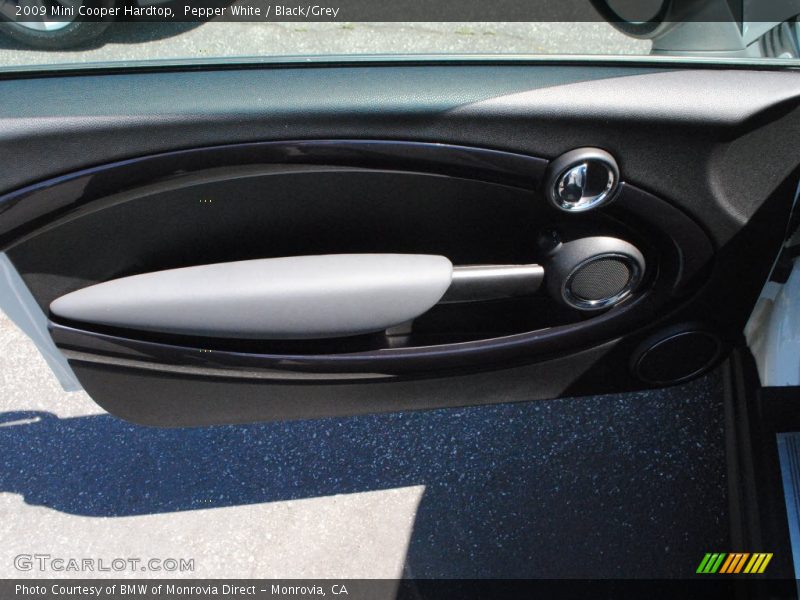Pepper White / Black/Grey 2009 Mini Cooper Hardtop