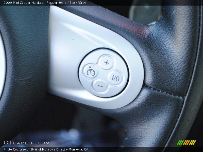 Pepper White / Black/Grey 2009 Mini Cooper Hardtop