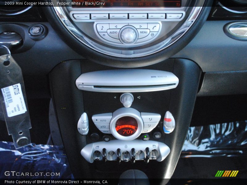 Pepper White / Black/Grey 2009 Mini Cooper Hardtop
