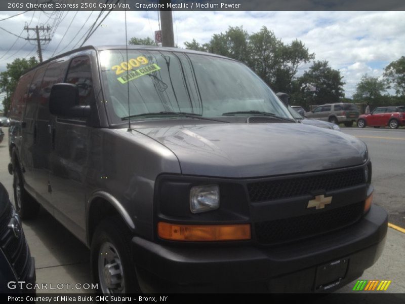 Graystone Metallic / Medium Pewter 2009 Chevrolet Express 2500 Cargo Van