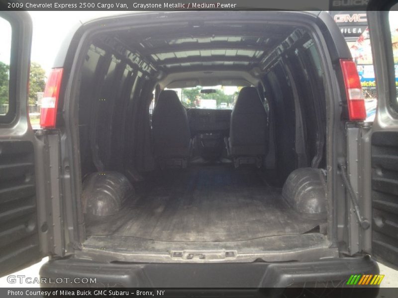 Graystone Metallic / Medium Pewter 2009 Chevrolet Express 2500 Cargo Van