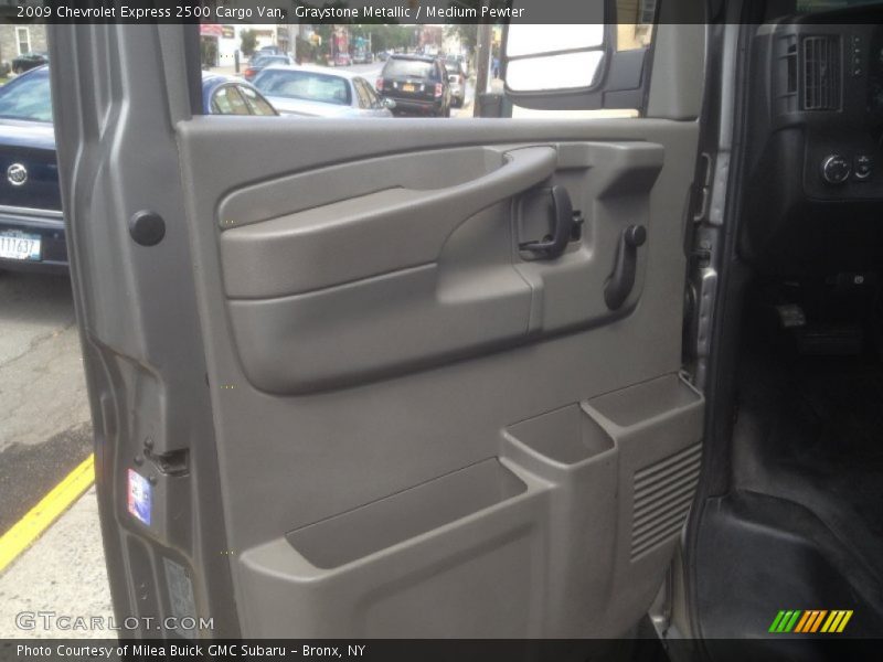 Graystone Metallic / Medium Pewter 2009 Chevrolet Express 2500 Cargo Van