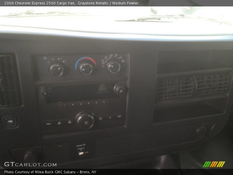 Graystone Metallic / Medium Pewter 2009 Chevrolet Express 2500 Cargo Van