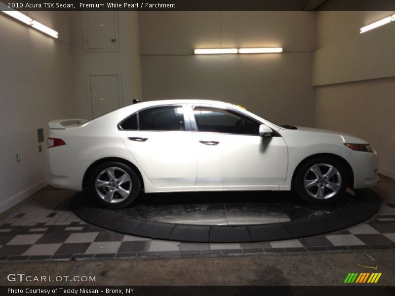 Premium White Pearl / Parchment 2010 Acura TSX Sedan