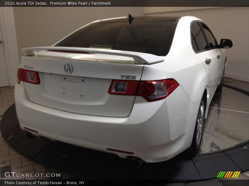 Premium White Pearl / Parchment 2010 Acura TSX Sedan