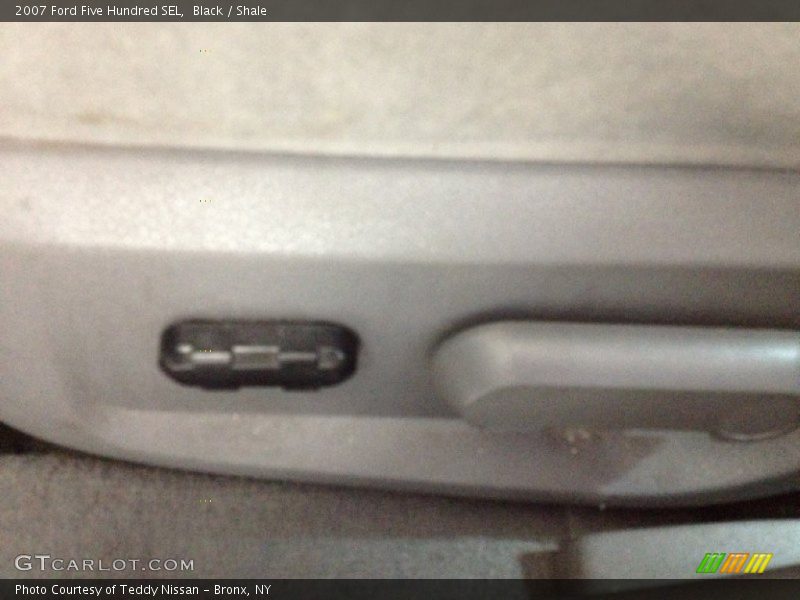 Black / Shale 2007 Ford Five Hundred SEL