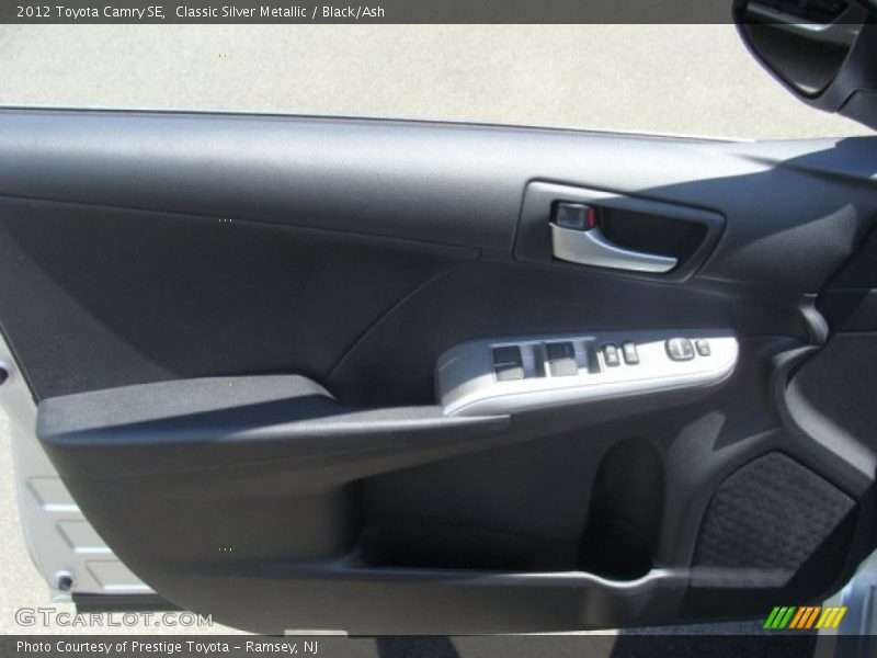 Classic Silver Metallic / Black/Ash 2012 Toyota Camry SE