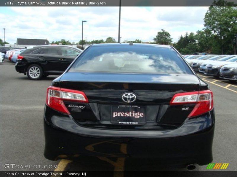 Attitude Black Metallic / Black/Ash 2012 Toyota Camry SE