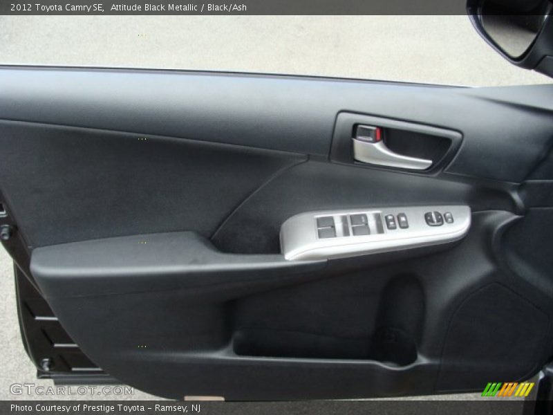 Attitude Black Metallic / Black/Ash 2012 Toyota Camry SE