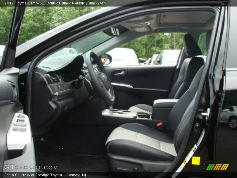Attitude Black Metallic / Black/Ash 2012 Toyota Camry SE