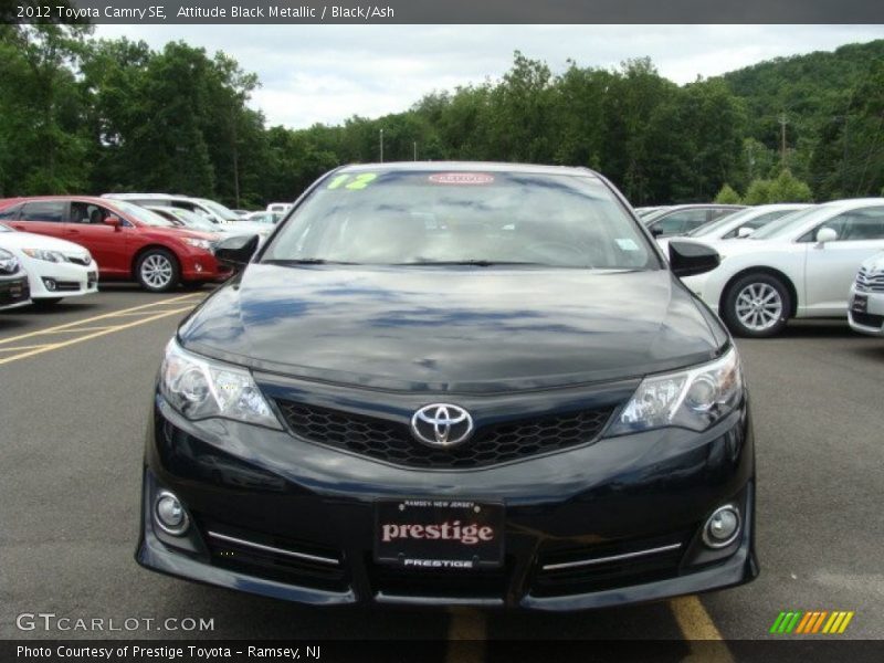 Attitude Black Metallic / Black/Ash 2012 Toyota Camry SE