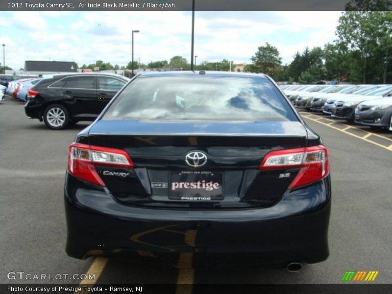 Attitude Black Metallic / Black/Ash 2012 Toyota Camry SE