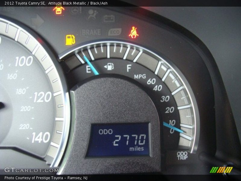 Attitude Black Metallic / Black/Ash 2012 Toyota Camry SE