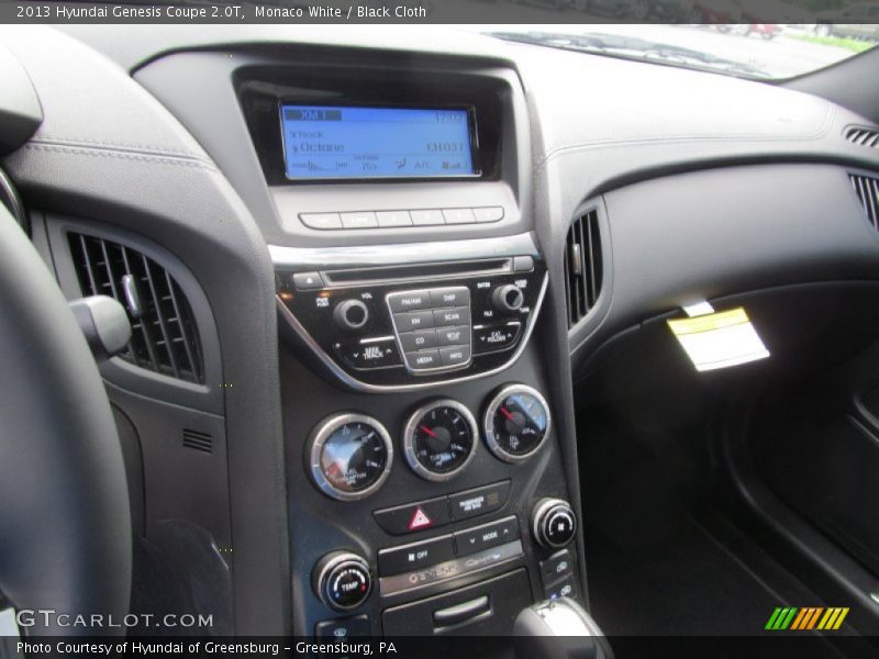 Dashboard of 2013 Genesis Coupe 2.0T
