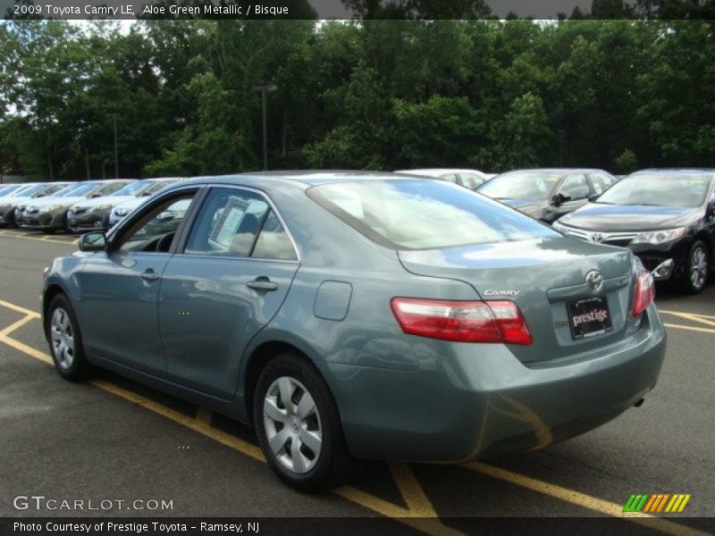 Aloe Green Metallic / Bisque 2009 Toyota Camry LE
