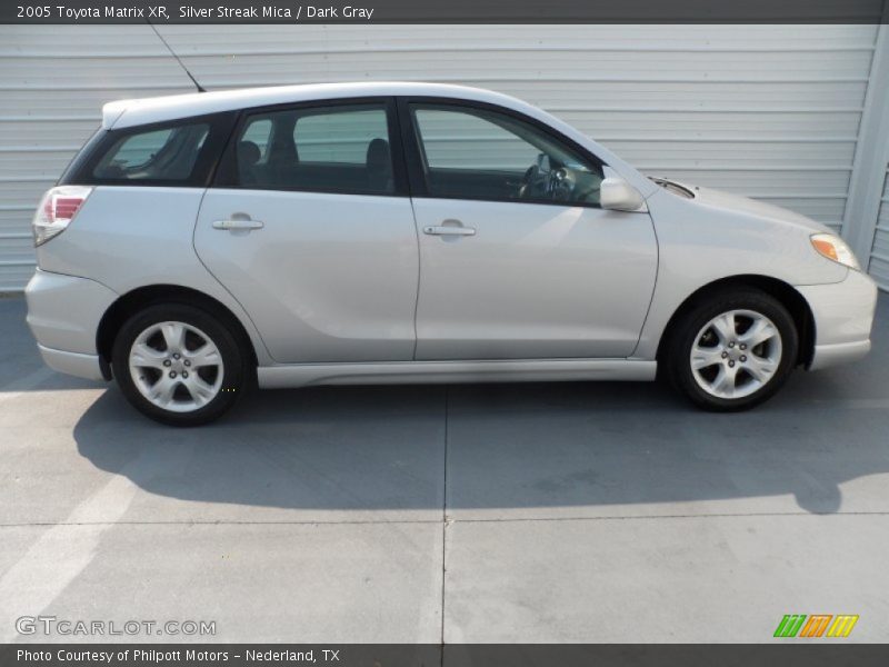 Silver Streak Mica / Dark Gray 2005 Toyota Matrix XR