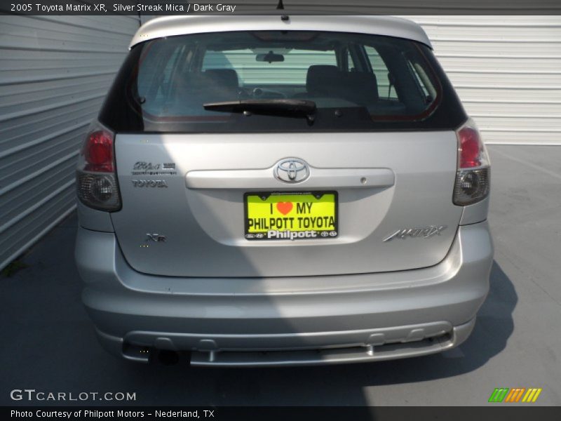 Silver Streak Mica / Dark Gray 2005 Toyota Matrix XR