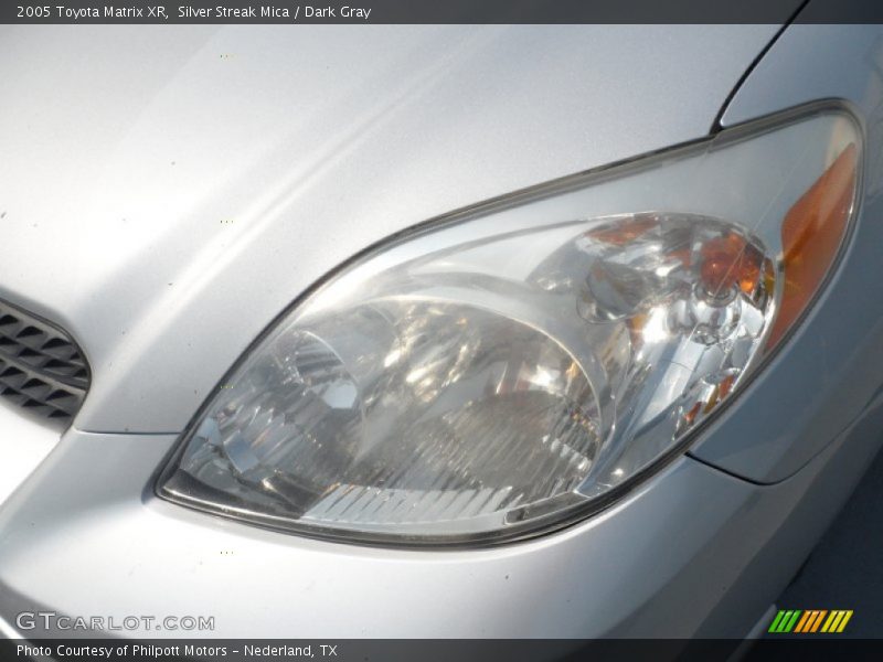 Silver Streak Mica / Dark Gray 2005 Toyota Matrix XR