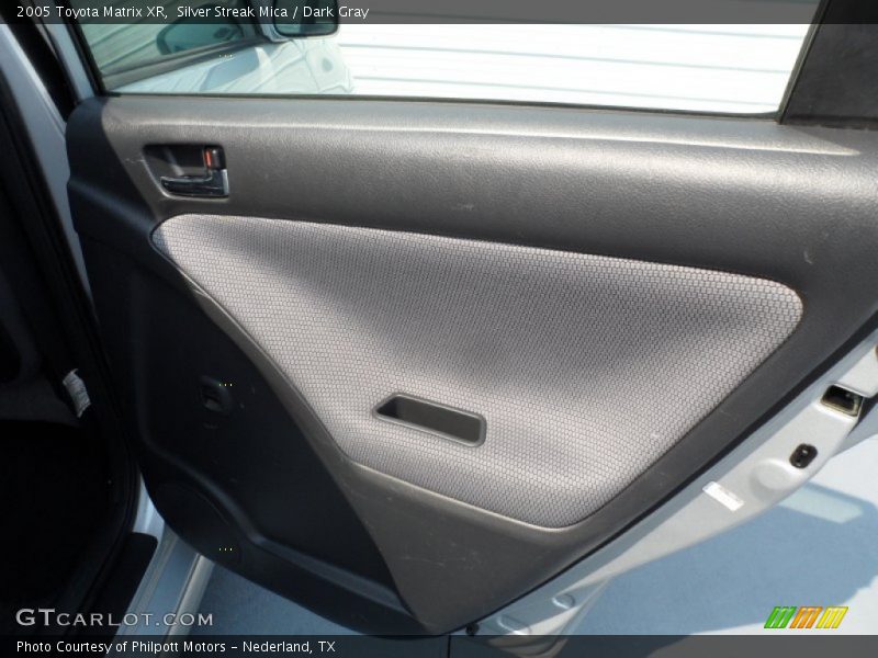 Silver Streak Mica / Dark Gray 2005 Toyota Matrix XR