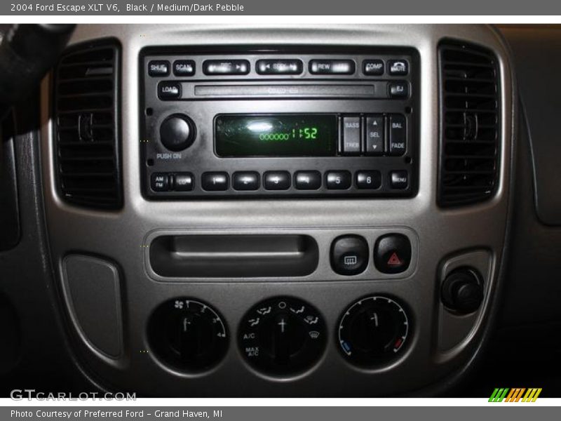 Black / Medium/Dark Pebble 2004 Ford Escape XLT V6