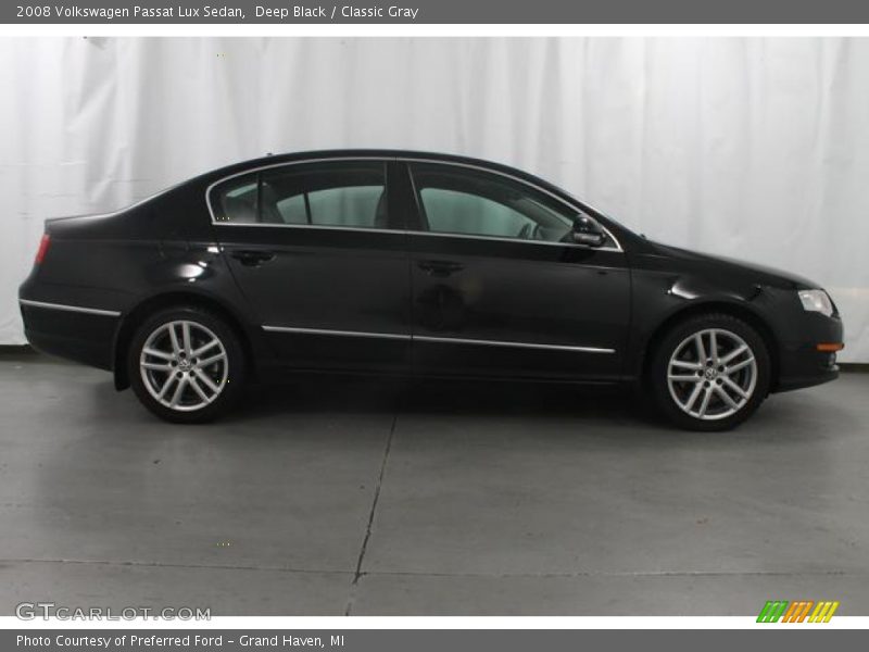 Deep Black / Classic Gray 2008 Volkswagen Passat Lux Sedan