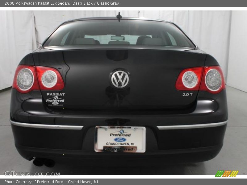 Deep Black / Classic Gray 2008 Volkswagen Passat Lux Sedan