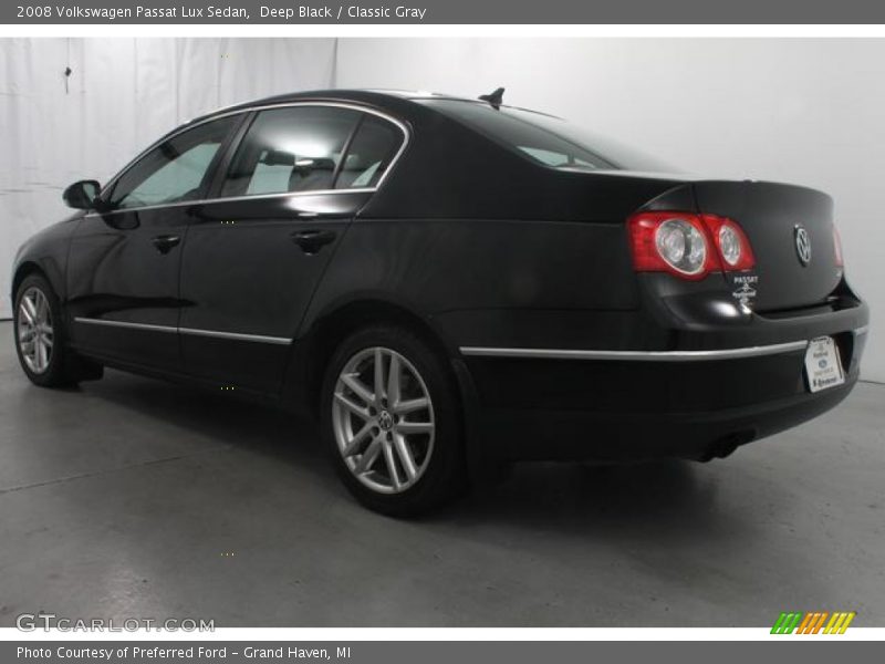 Deep Black / Classic Gray 2008 Volkswagen Passat Lux Sedan