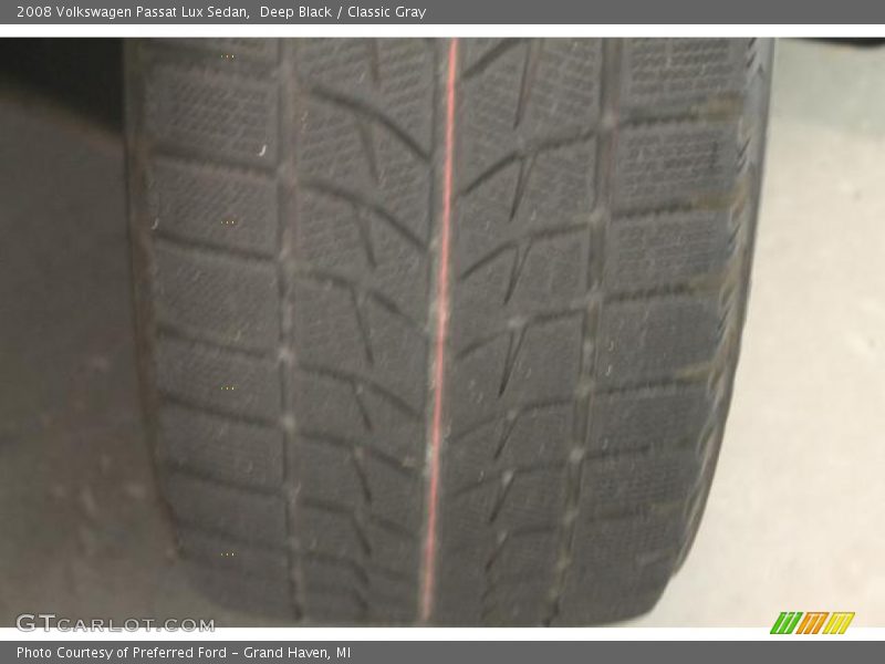 Deep Black / Classic Gray 2008 Volkswagen Passat Lux Sedan