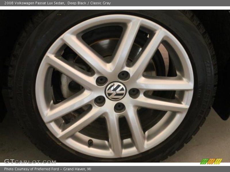 Deep Black / Classic Gray 2008 Volkswagen Passat Lux Sedan