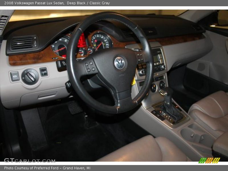 Deep Black / Classic Gray 2008 Volkswagen Passat Lux Sedan