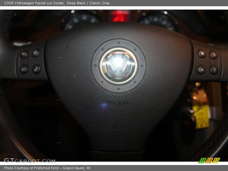 Deep Black / Classic Gray 2008 Volkswagen Passat Lux Sedan