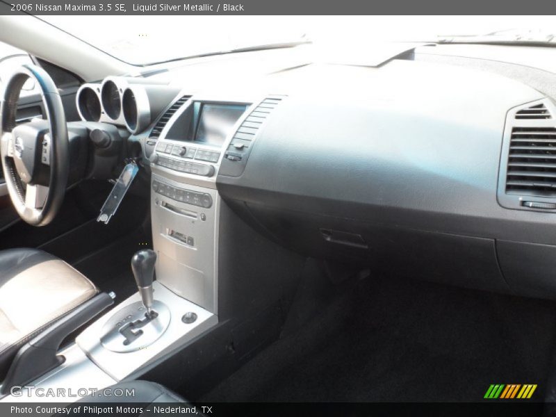 Liquid Silver Metallic / Black 2006 Nissan Maxima 3.5 SE
