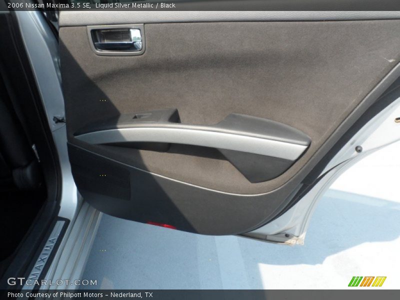 Liquid Silver Metallic / Black 2006 Nissan Maxima 3.5 SE