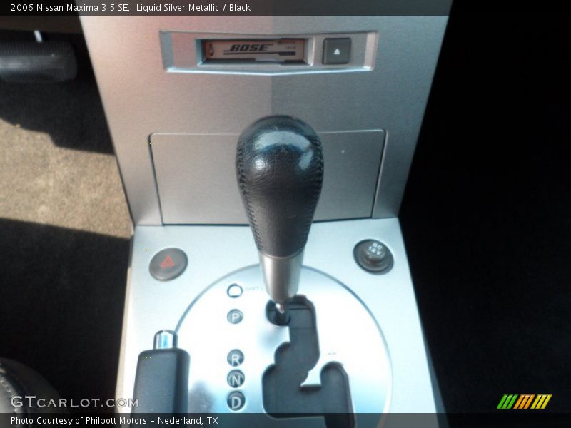 Liquid Silver Metallic / Black 2006 Nissan Maxima 3.5 SE