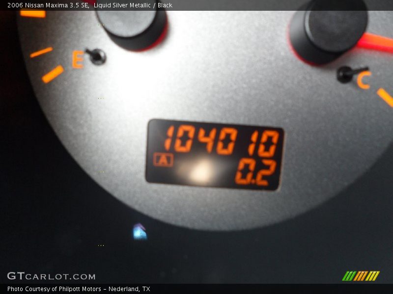 Liquid Silver Metallic / Black 2006 Nissan Maxima 3.5 SE